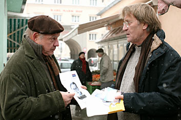 Wolfgang Bck und Matthias Habich in "EIN HALBES LEBEN" - ein Film von Nikolaus Leytner