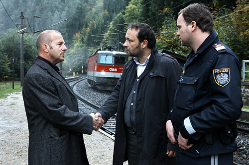 Heino Ferch, Gerald Votava und Thomas Stipsits in "SPUREN DES BSEN - ZAUBERBERG" - Regie: Andreas Prochaska